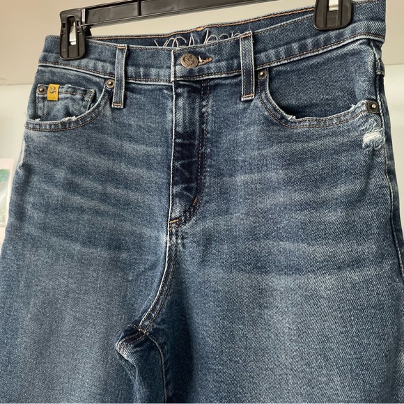 Yoga Jeans High-waisted Medium Blue Tapered Leg Mildly Distressed Jeans - Picture 4 of 12